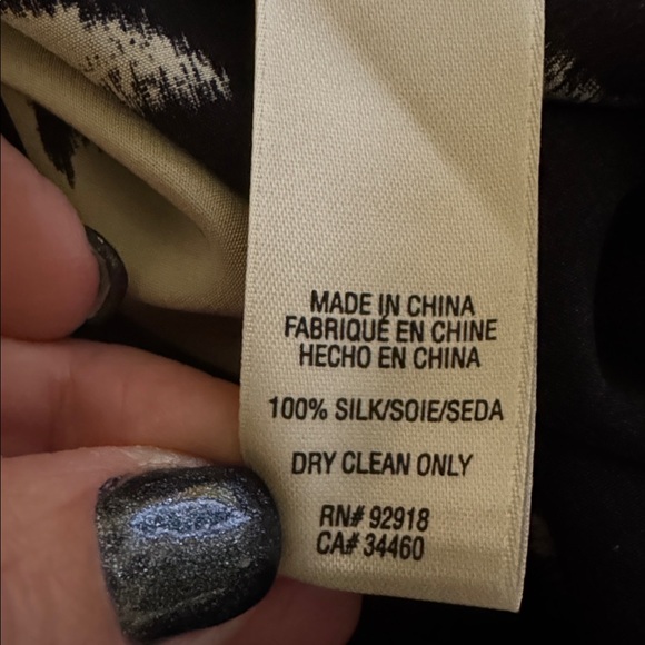 Juicy Couture 100% Silk Dress Womens 4 Abstract Floral Shift Puff Sleeve slinky - Picture 11 of 11